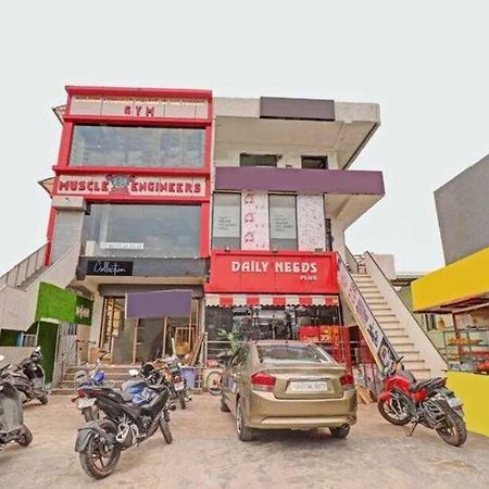 Hotel O Bottom Inn Dehradun Luaran gambar