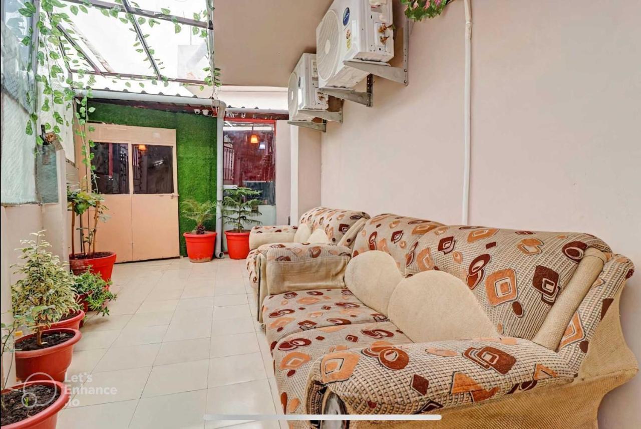 Hotel O Bottom Inn Dehradun Luaran gambar